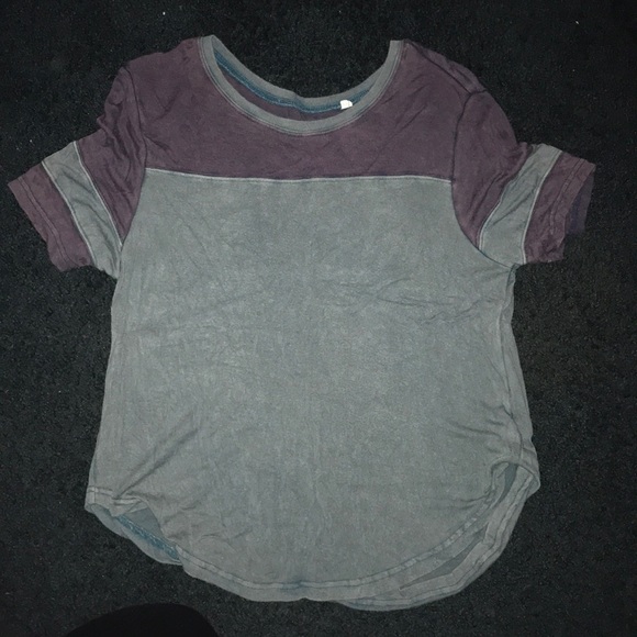 Soft casual t-shirt - Picture 1 of 2